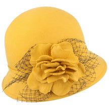 Women Vintage Cloche Hat With Floral Mesh Yarn