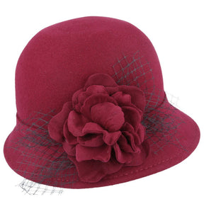 Women Vintage Cloche Hat With Floral Mesh Yarn